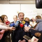 el-presidente-del-gobierno-aragones-javier-lamban-antes-del-encuentro-que-ha-mantenido-este-lunes-con-socios-de-coapema